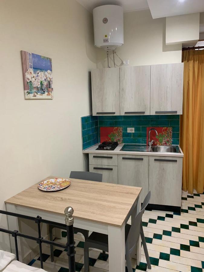 Vitrani'S House Apartments Cefalu Exterior photo